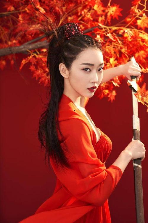 爆料娱乐圈宣璐简介是谁,娱乐圈新晋小花，才华与美貌并存的璀璨之星