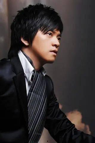 李健姐姐爆料李健视频,李健幕后视频曝光背后的故事