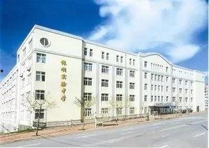 大连一所学校爆料视频,揭秘校园内幕  第2张